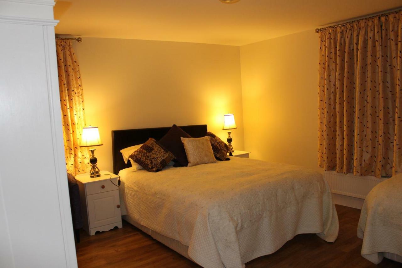 Frühstückspension The Twelve Oaks 3*